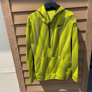 Nike Therma-Fit Hoodie. Size XL.